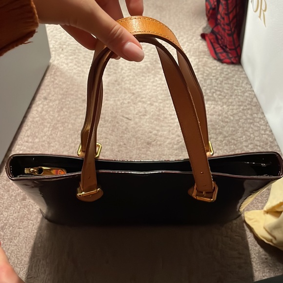 Authentic vintage Louis Vuitton Houston tote bag in dark red vernis - Picture 3 of 16